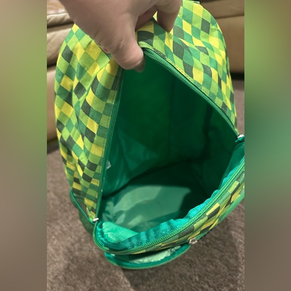 Like NEW! Pixie Crew Green Fabric bookbag backpack boys youth accessory - Picture 6 of 6